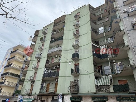 appartamento in vendita a Taranto in zona Tre Carrare-Battisti