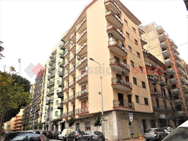 appartamento in vendita a Taranto in zona Tre Carrare-Battisti