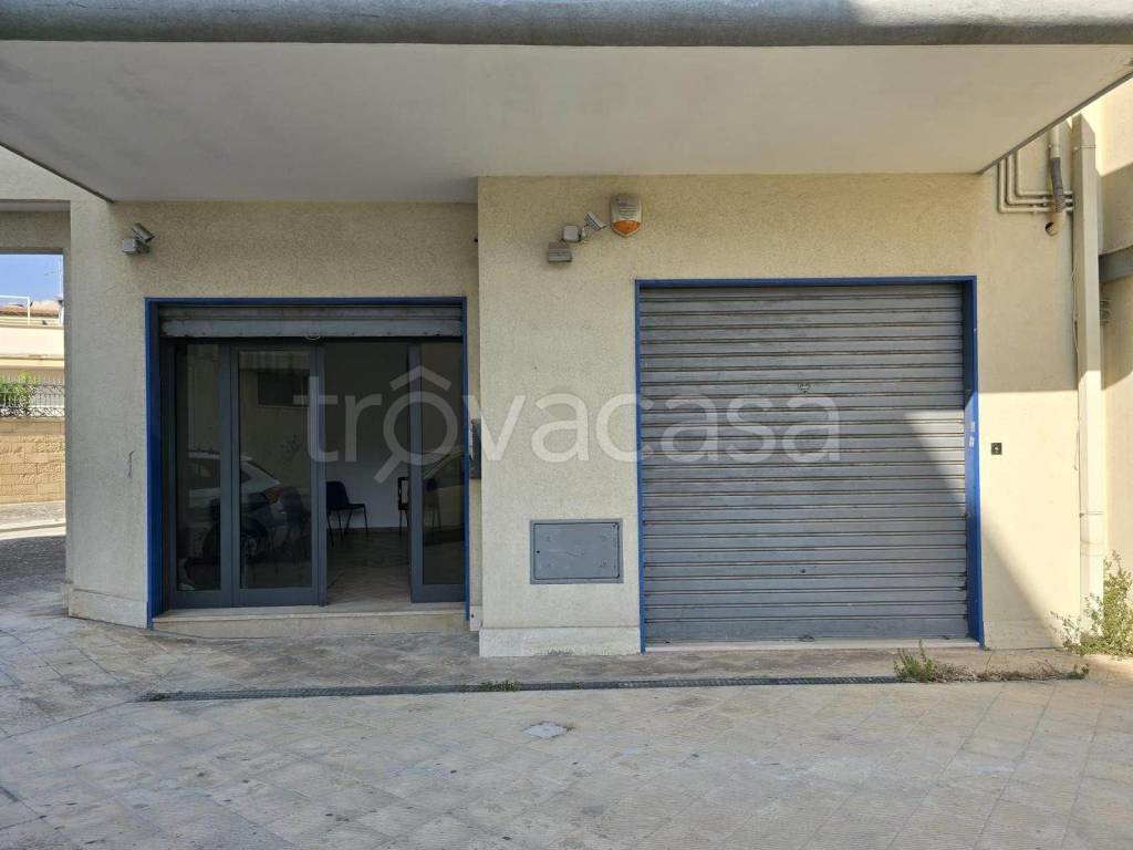 trivano in vendita a Taranto in zona Talsano