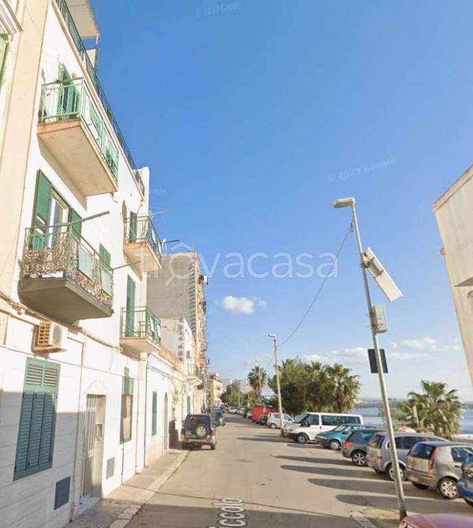 appartamento in vendita a Taranto in zona Tamburi-Croce