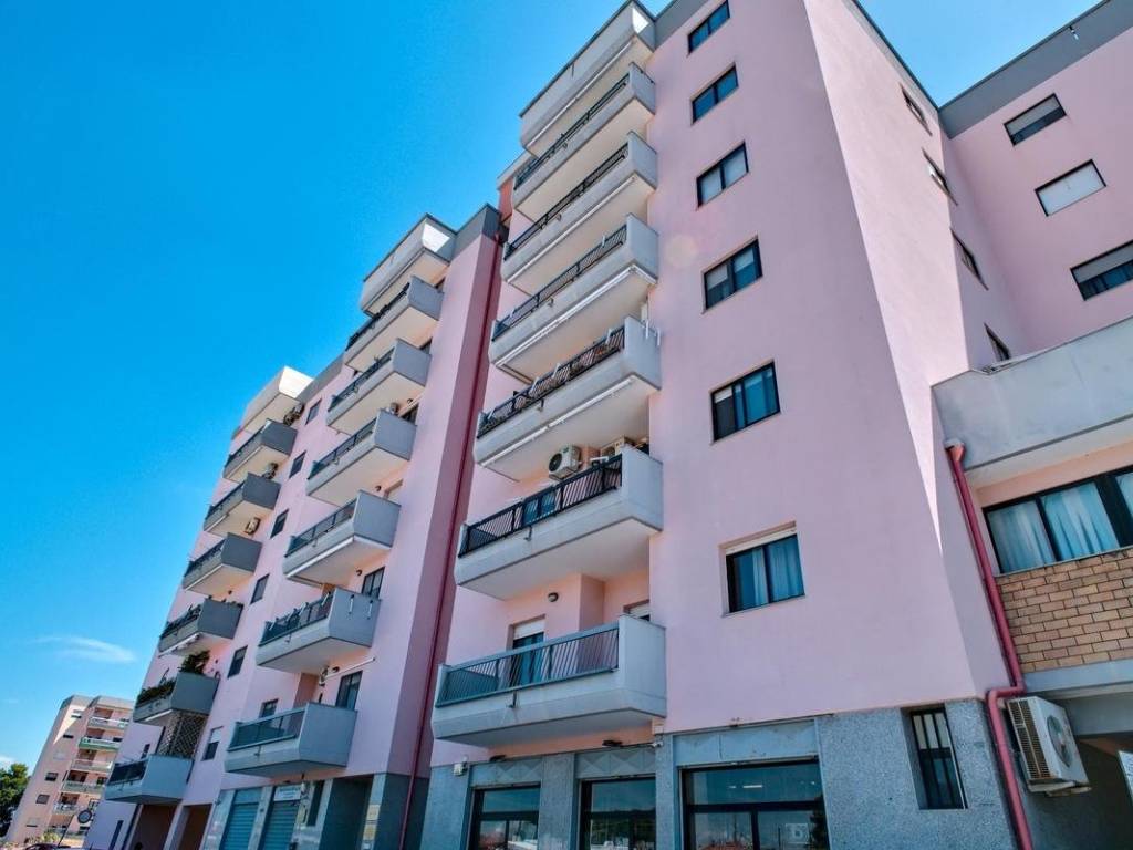 ufficio in vendita a Taranto in zona San Donato