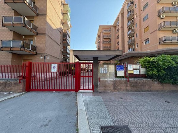 appartamento in vendita a Taranto in zona Italia-Montegranaro
