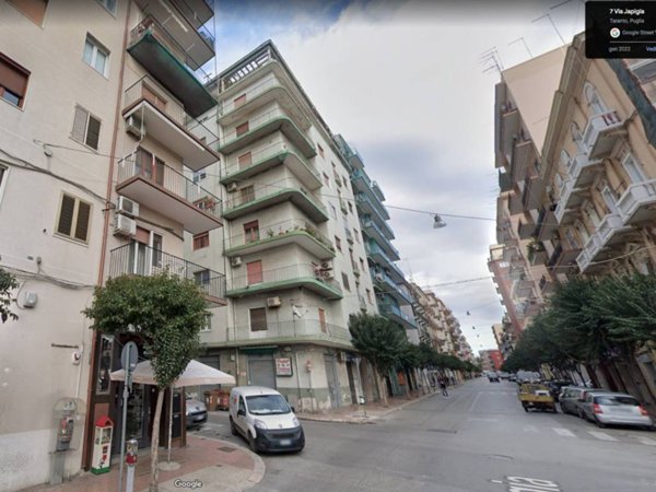 appartamento in vendita a Taranto in zona Italia-Montegranaro