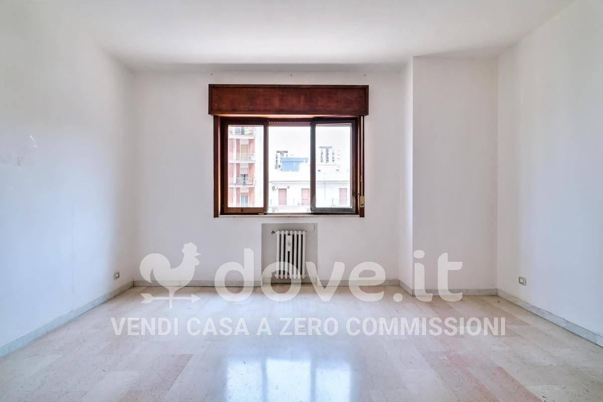 appartamento in vendita a Taranto in zona Solito-Corvisea