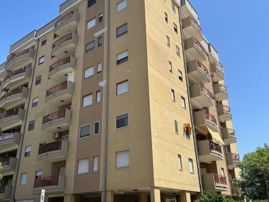 appartamento in vendita a Taranto in zona Solito-Corvisea