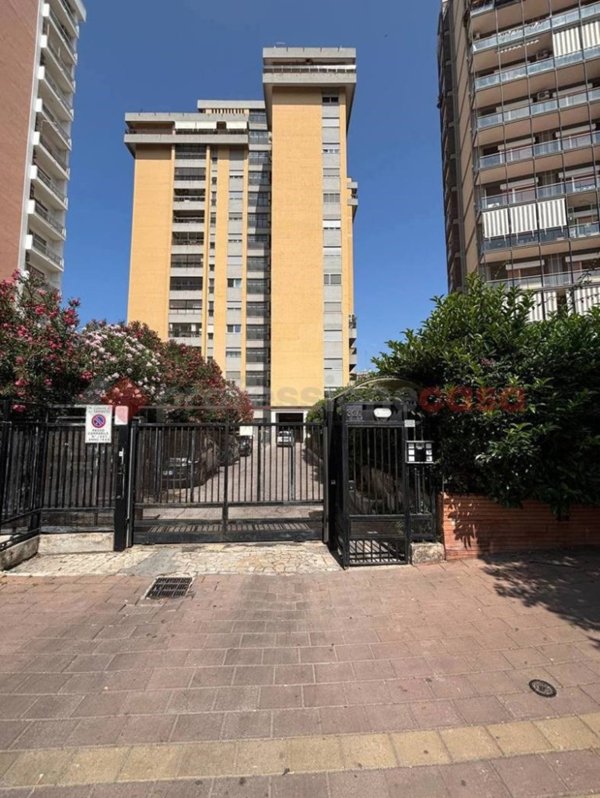 appartamento in vendita a Taranto in zona Tre Carrare-Battisti