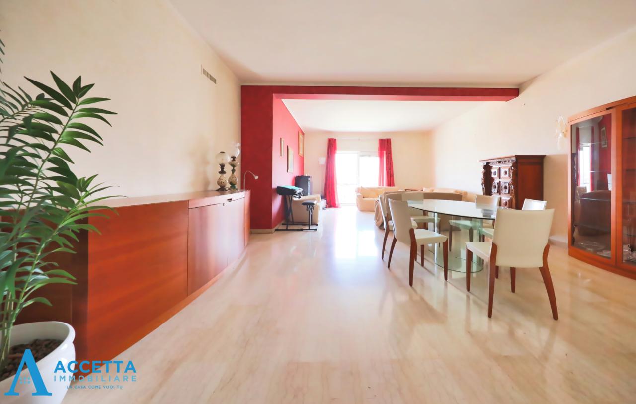 appartamento in vendita a Taranto in zona Borgo