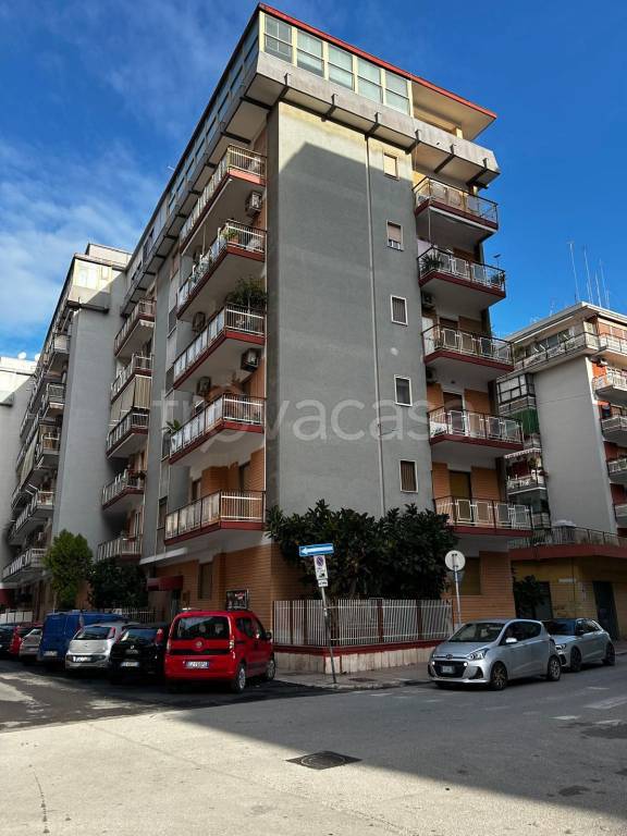appartamento in vendita a Taranto in zona Italia-Montegranaro
