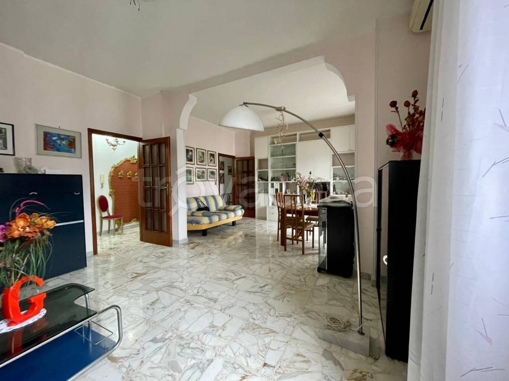 appartamento in vendita a Taranto in zona Italia-Montegranaro