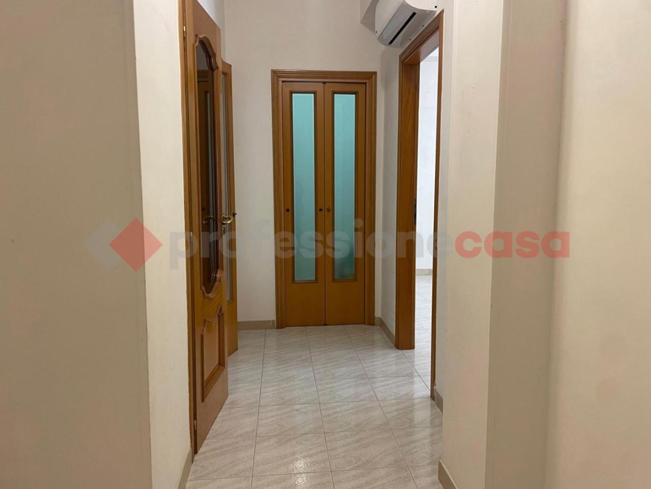 appartamento in vendita a Taranto in zona Italia-Montegranaro