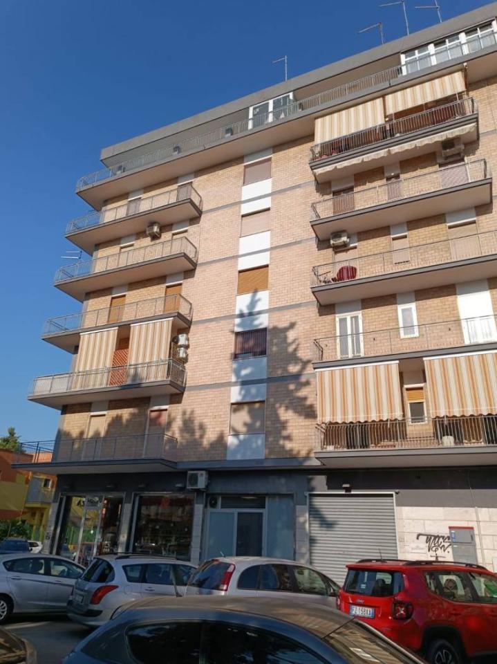 appartamento in vendita a Taranto in zona Tre Carrare-Battisti