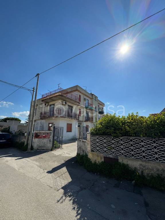 appartamento in vendita a Taranto in zona Solito-Corvisea