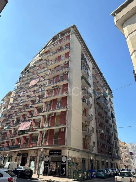appartamento in vendita a Taranto in zona Tre Carrare-Battisti