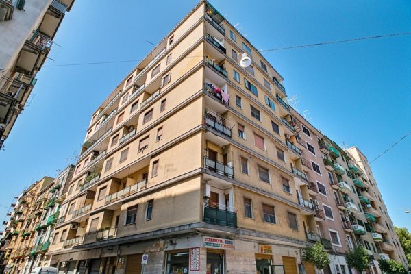 appartamento in vendita a Taranto in zona Borgo