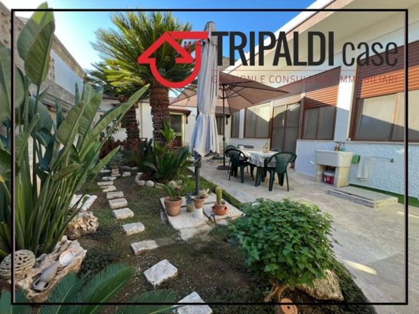 casa indipendente in vendita a Taranto in zona Talsano