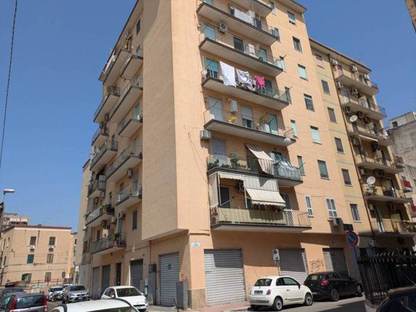 appartamento in vendita a Taranto in zona Tre Carrare-Battisti