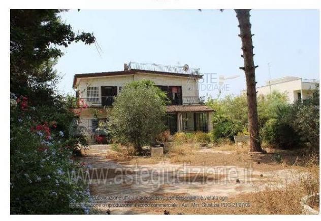 casa indipendente in vendita a Taranto