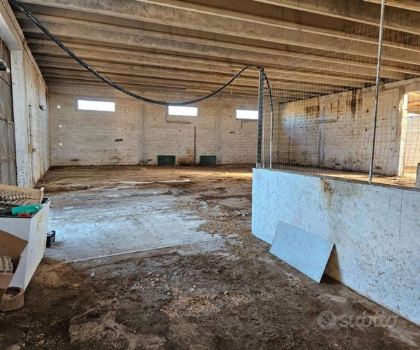 appartamento in vendita a Taranto in zona Tamburi-Croce