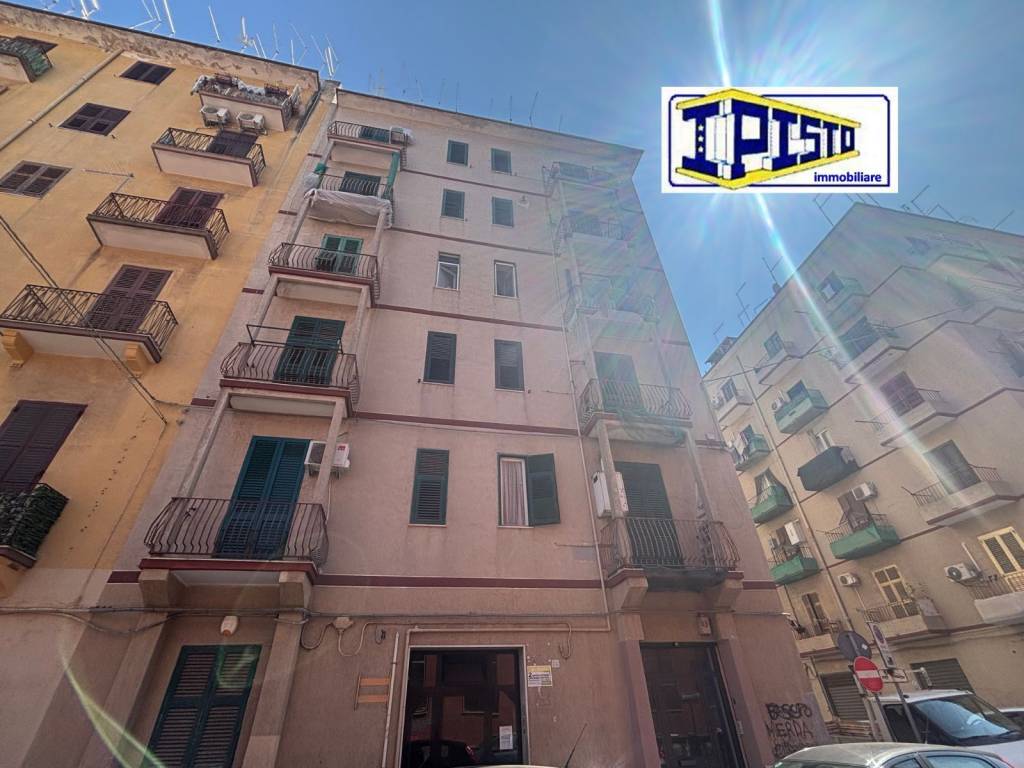 appartamento in vendita a Taranto in zona Italia-Montegranaro