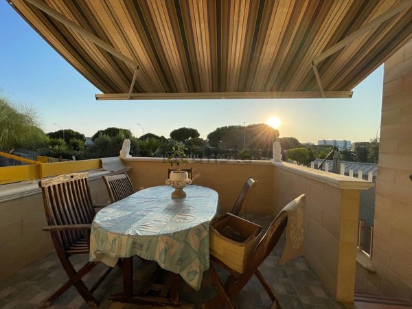 casa indipendente in vendita a Taranto in zona Talsano