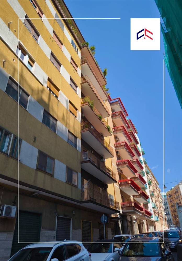 locale di sgombero in vendita a Taranto in zona Borgo