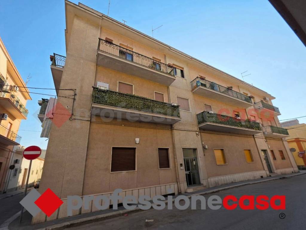 appartamento in vendita a Taranto in zona Talsano