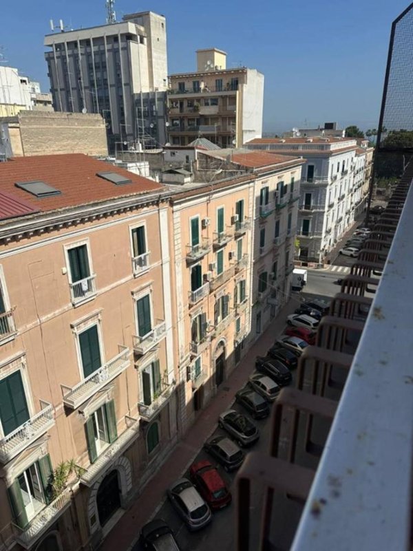 appartamento in vendita a Taranto in zona Borgo Antico
