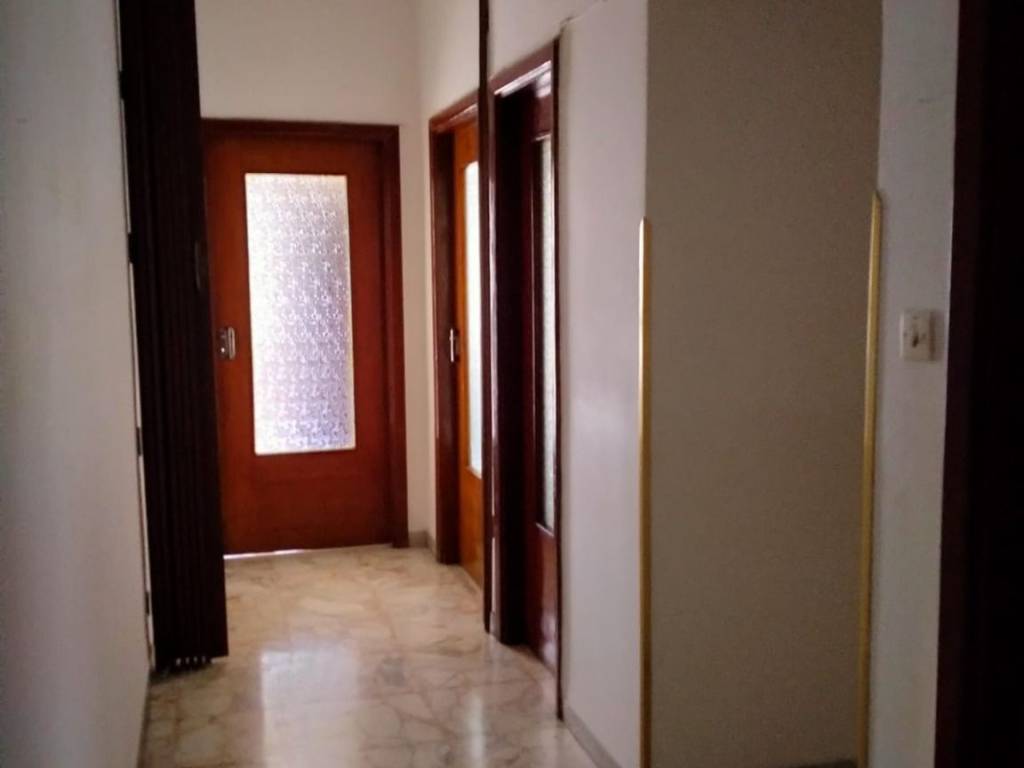 appartamento in vendita a Taranto in zona Tre Carrare-Battisti