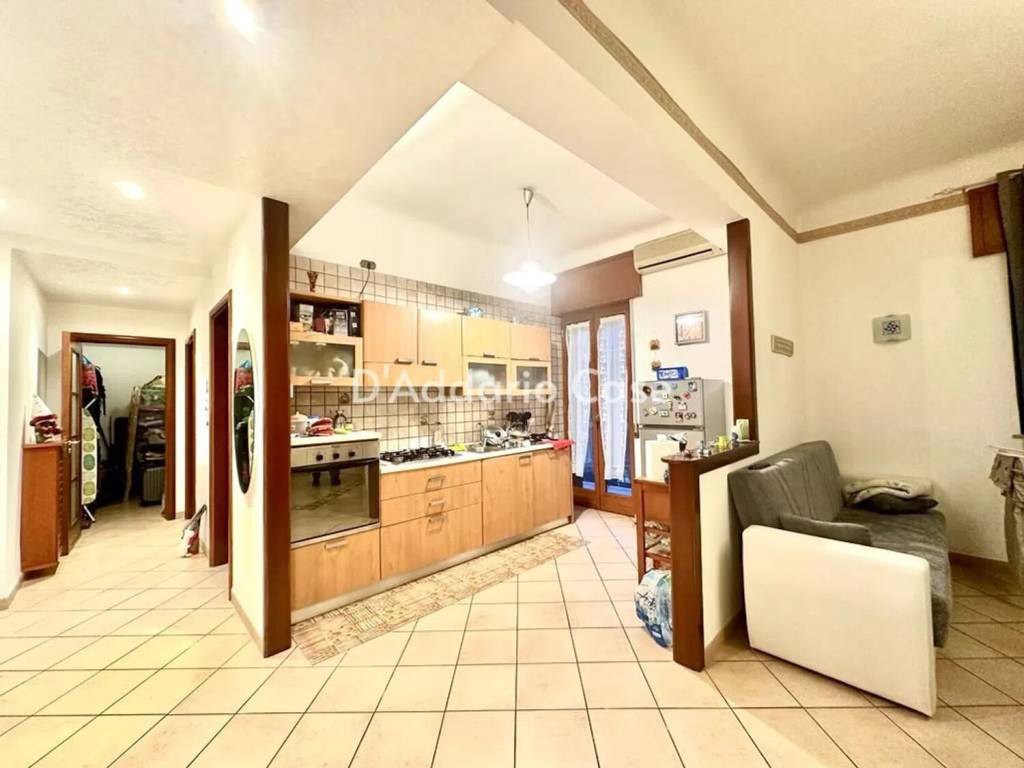 appartamento in vendita a Taranto in zona Italia-Montegranaro