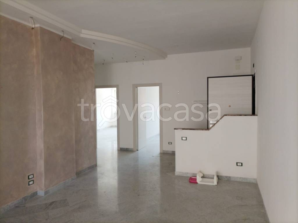 appartamento in vendita a Taranto in zona Tre Carrare-Battisti