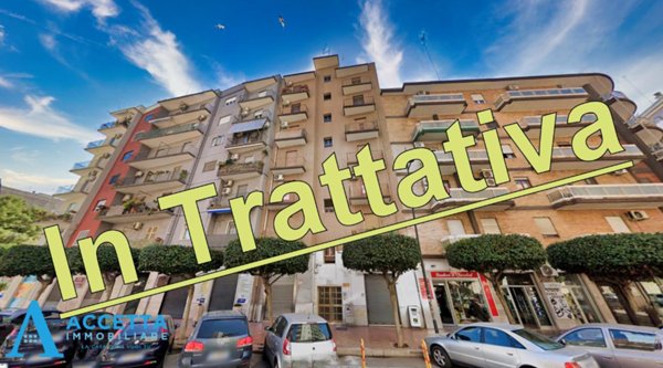 appartamento in vendita a Taranto in zona Italia-Montegranaro
