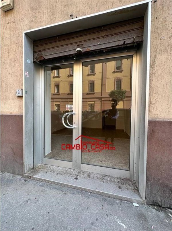 locale commerciale in vendita a Taranto in zona Borgo