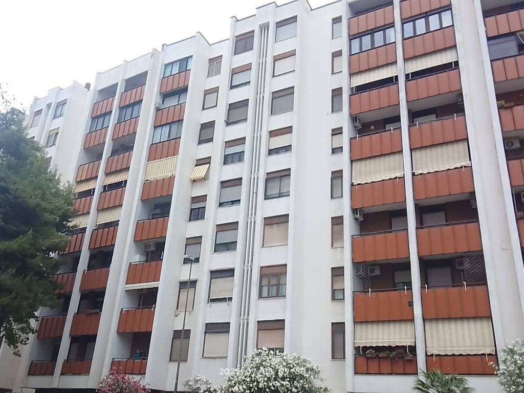 appartamento in vendita a Taranto in zona Tre Carrare-Battisti