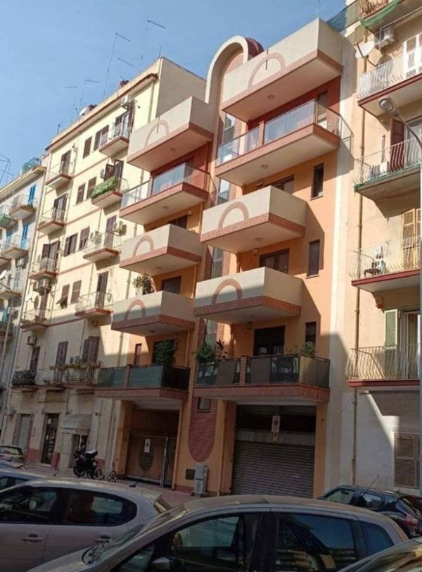 appartamento in vendita a Taranto in zona Tre Carrare-Battisti
