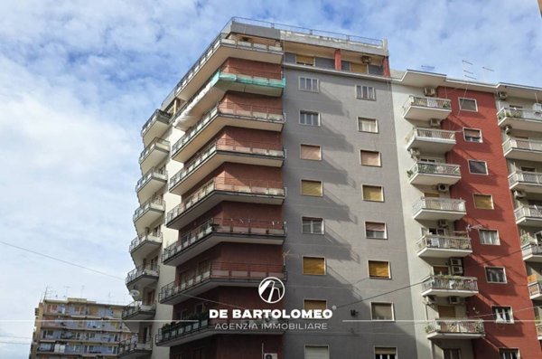 appartamento in vendita a Taranto in zona Tre Carrare-Battisti