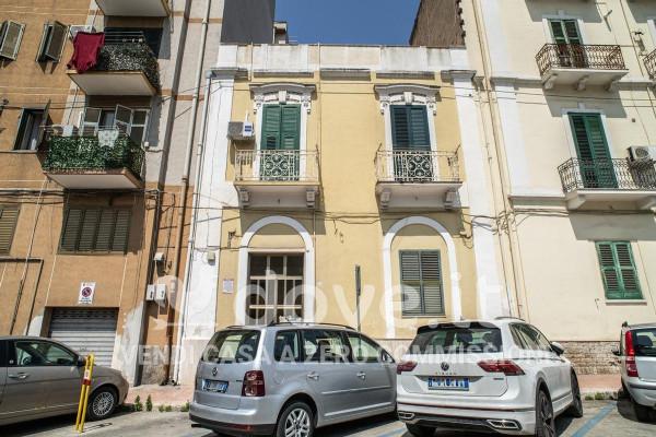 appartamento in vendita a Taranto in zona Borgo