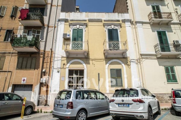 appartamento in vendita a Taranto in zona Borgo