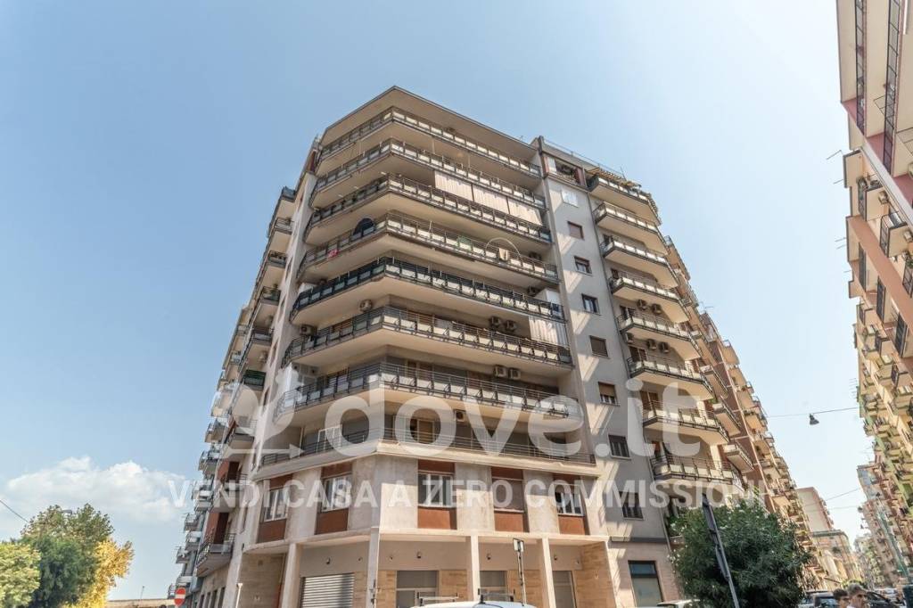 appartamento in vendita a Taranto in zona Tre Carrare-Battisti