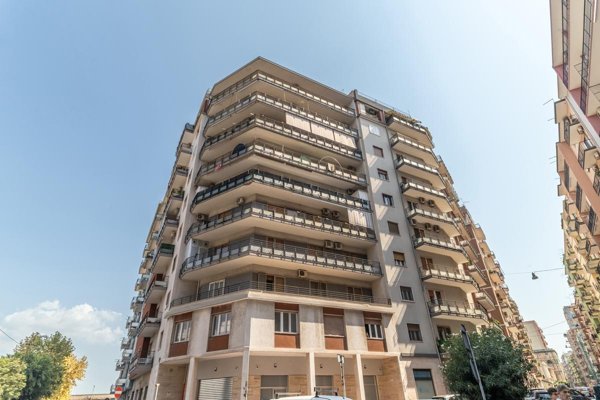 appartamento in vendita a Taranto in zona Tre Carrare-Battisti