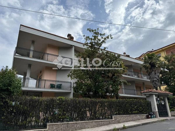 appartamento in vendita a Taranto in zona Borgo Antico