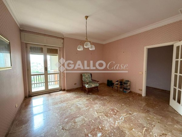 appartamento in vendita a Taranto in zona Borgo Antico