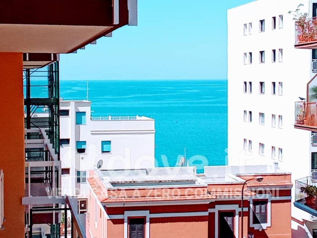 appartamento in vendita a Taranto in zona Italia-Montegranaro