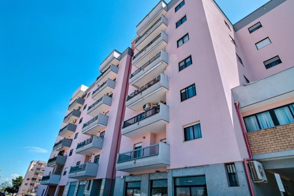 appartamento in vendita a Taranto in zona Solito-Corvisea
