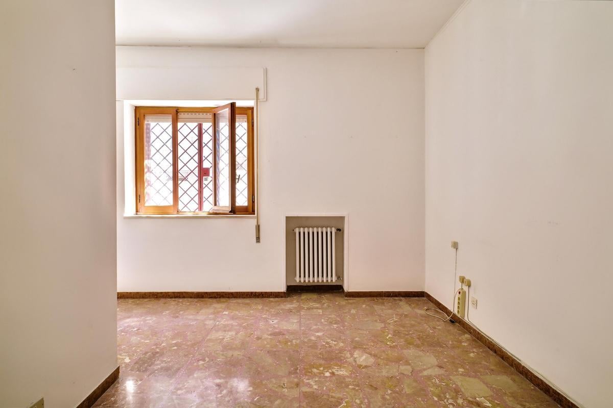 appartamento in vendita a Taranto in zona Tre Carrare-Battisti