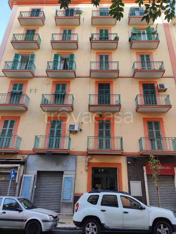 appartamento in vendita a Taranto in zona Tre Carrare-Battisti