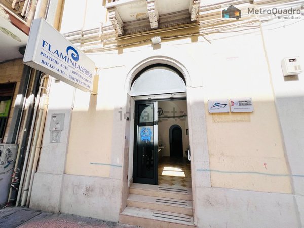 ufficio in vendita a Taranto in zona Borgo
