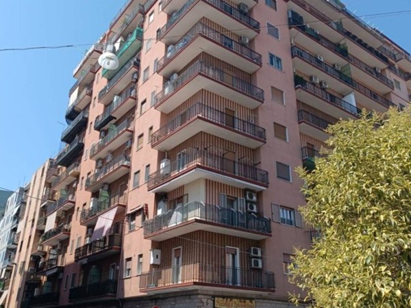 appartamento in vendita a Taranto in zona Tre Carrare-Battisti