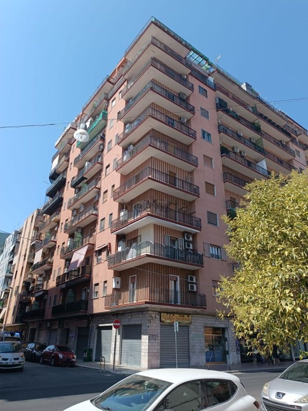 appartamento in vendita a Taranto in zona Tre Carrare-Battisti