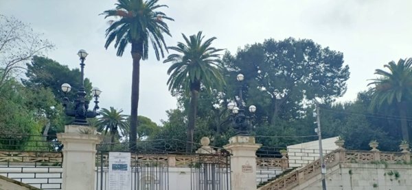 negozio in vendita a Taranto in zona Borgo