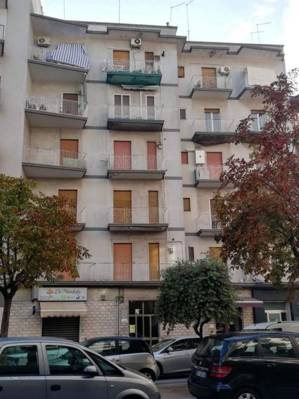 appartamento in vendita a Taranto in zona Italia-Montegranaro
